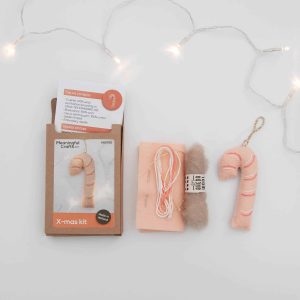 KIT COSTURA CON LANA BASTÓN DE CARAMELO NAVIDAD